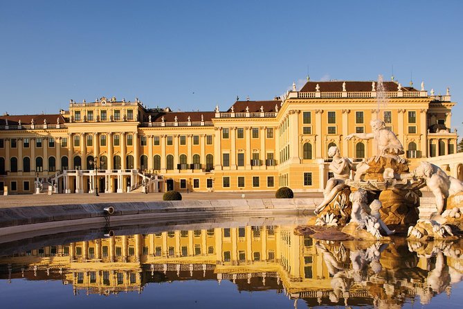 Budapest to Vienna Private Costumizable Day Tour with Lunch - Walking through the Hofburg and historic center