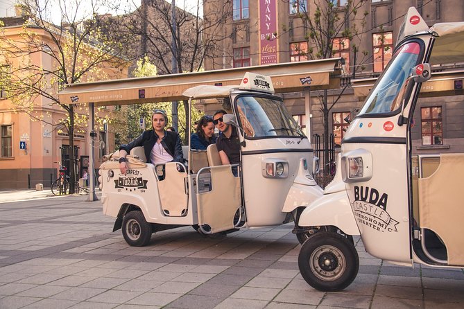 Budapest TukTuk Private Tour with Goulash Soup in the Downtown - City Park, Széchenyi Bath, and the Jewish Quarter