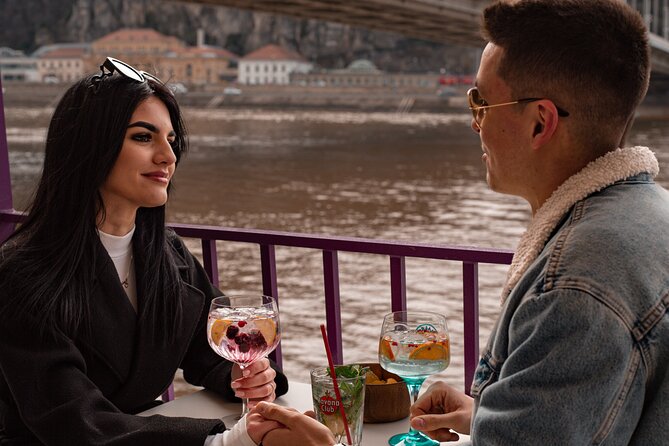 Budapest Unlimited Prosecco and Wine Cruise Day or Sunset Option - What the unlimited drinks really mean