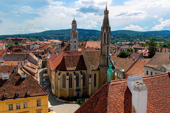 Budapest-Vienna One-Way Sightseeing Transfer - What the $324.41 price buys you