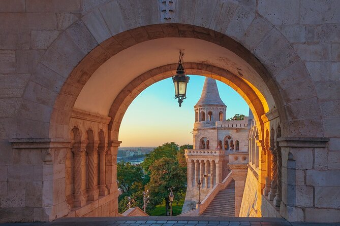 Budapest Walking Tour: Explore Top Sights & Hidden Gems - What $36 buys you in two hours