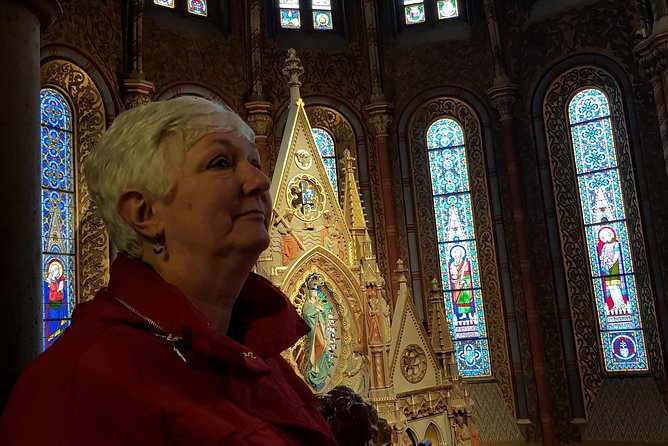 Budapest Walking Tour with Your Private Guide: 10+ Highlights - Chain Bridge and the Hungarian Academy of Sciences