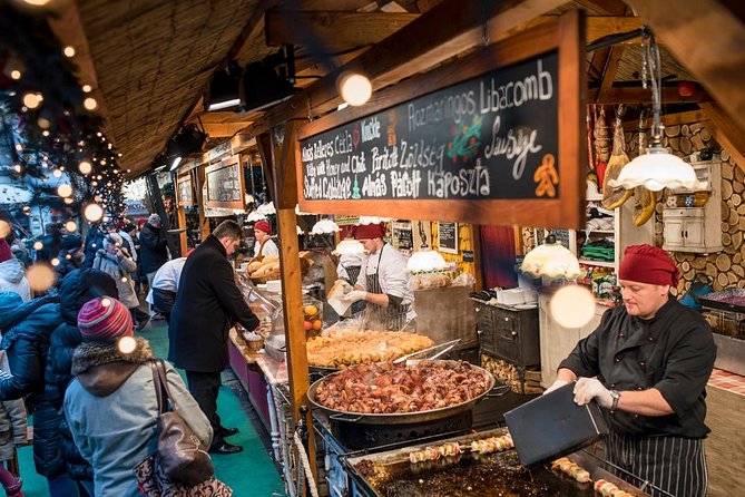 Budapest Wonderland - A Christmas Market Tour with Chimney Cake & Mulled Wine - Starting at the Hungarian State Opera