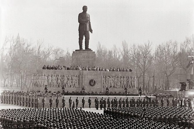 Communist Budapest Walking Tour - How much history do you get in three hours?