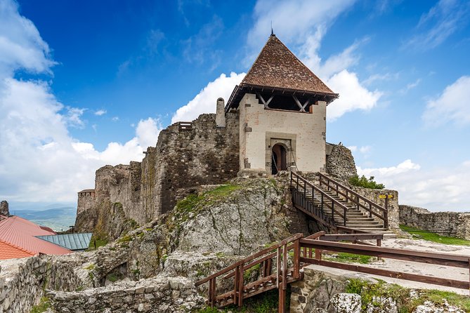 Danube Bend Full-Day Private Tour From Budapest - Szentendre’s cobbled lanes and artists’ shops