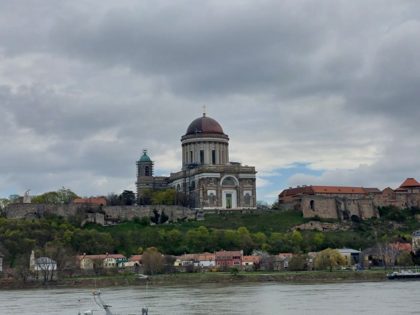 Danube Bend: Private 8-Hour Full Board Tour from Budapest - Key points at a glance