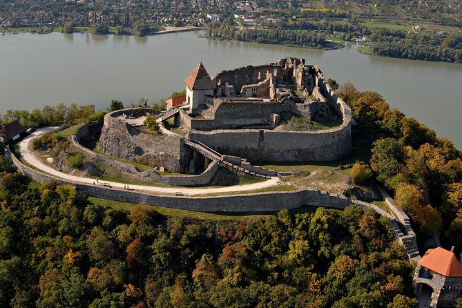 Danube Bend Privately with full board - Esztergom Basilica and the Danube border