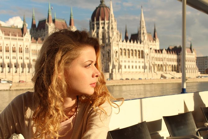 Daytime and Sunset Cruise on the Danube with Drink Options - A short cruise with Budapest’s big views