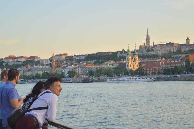 Daytime and Sunset Cruise on the Danube with Drink Options - Margaret Bridge and the three-way crossing