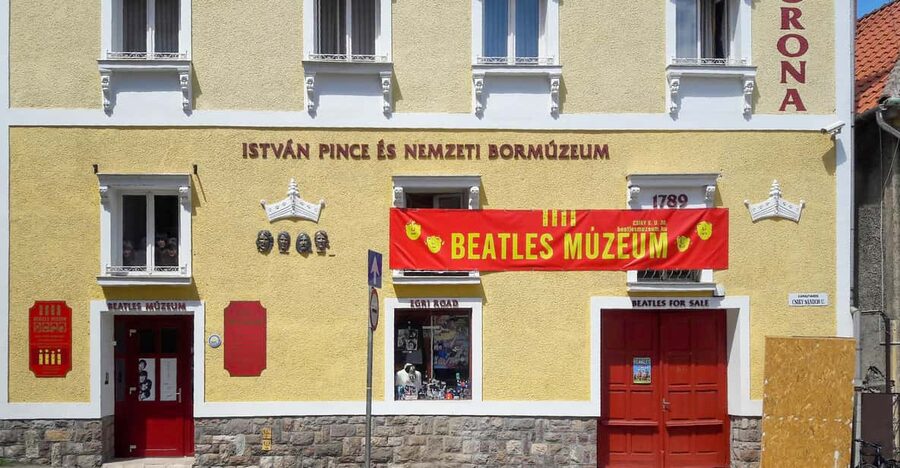 EGRI ROAD BEATLES MUSEUM - Begin in the cellar with film and context