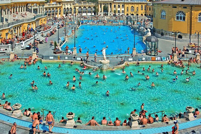 Entrance to Szechenyi Spa in Budapest - The ticket problem at the entrance