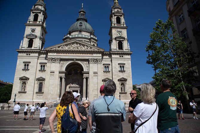 Exclusive Budapest City Tour by Luxury Car - Half Day - What the guide adds to the drive