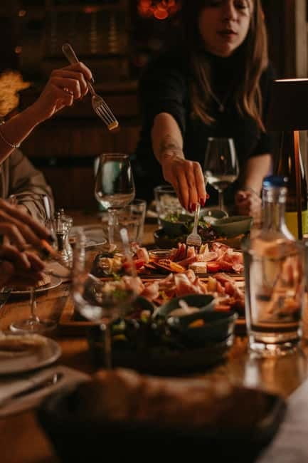 Food and Wine Tasting in Budapest by the Basilica - What the $72 Price Really Covers