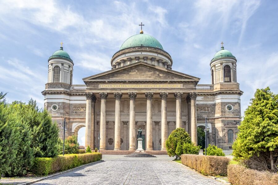 From Budapest: Danube Bend Day Trip in English - Key points at a glance