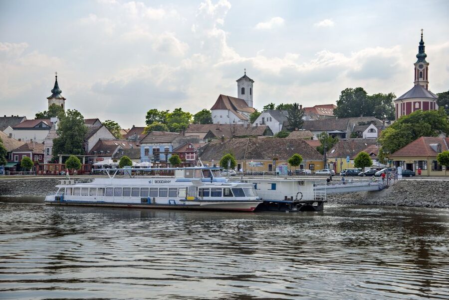 From Budapest: Danube Bend Day Trip in English - Lunch, timing, and what to bring