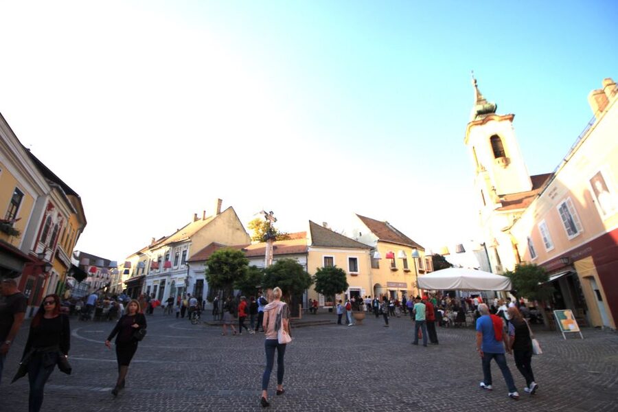 From Budapest: Danube Bend & Szentendre Tour with Lunch - Who should book this Danube Bend tour?