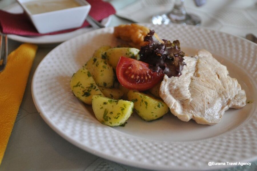 From Budapest: Full-Day Danube Bend Tour with Lunch - The boat back to Budapest