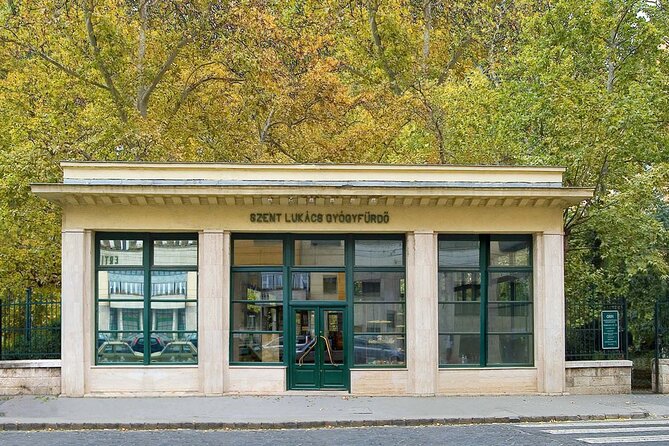 Full-Day Admission to Budapest Lukacs Thermal Bath - Lockers and the changing-room learning curve
