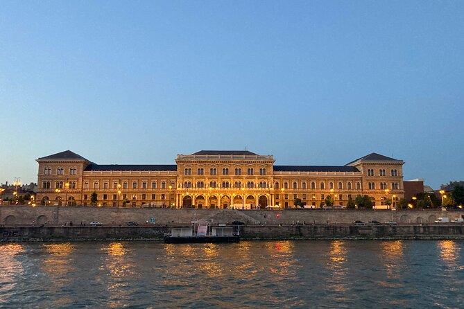 Half day Budapest city tour by car / minivan - Should you book this Budapest city tour?