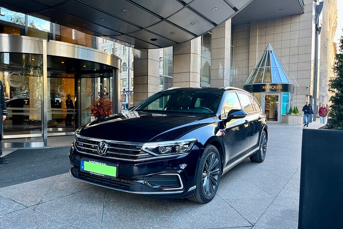 Half day Budapest city tour by car / minivan - Andrássy Avenue and the City Park opening