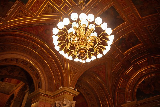 Highlights & Hidden Gems of Budapest Private Tour - The Great Synagogue and Budapest’s Jewish story