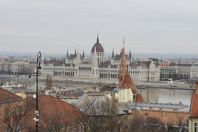 Historical and Cultural Walking Tour in Budapest - A walking tour that may include public transport