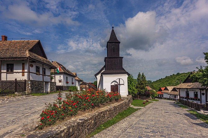 HOLLÓKŐ UNESCO World Heritage site + Eger Castle Private guided tour - Eger Castle and the siege of 1552