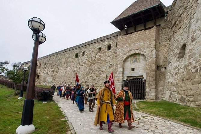 Home to Bull's Blood red wine! Eger with winetaste private tour - The Lyceum, Bishop Palace, and a possible library visit