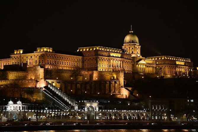 Hungarian History Walking Tour with food tasting - Key points to know before booking