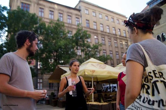 Hungarian History Walking Tour with food tasting - A private tour changes the feel