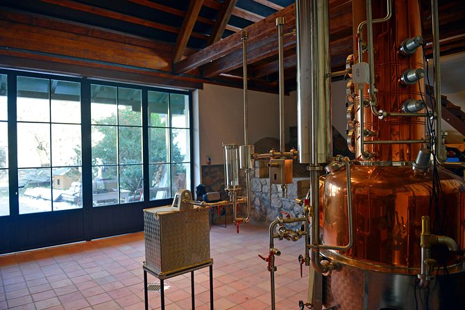 Hungarian pálinka distillery visit and tasting - Is $36.01 fair for the time?