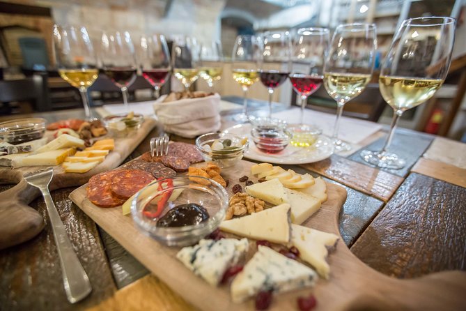 Hungarian Wine Tasting (with Cheese and Charcuterie) in Budapest - Five glasses that introduce Hungarian wine