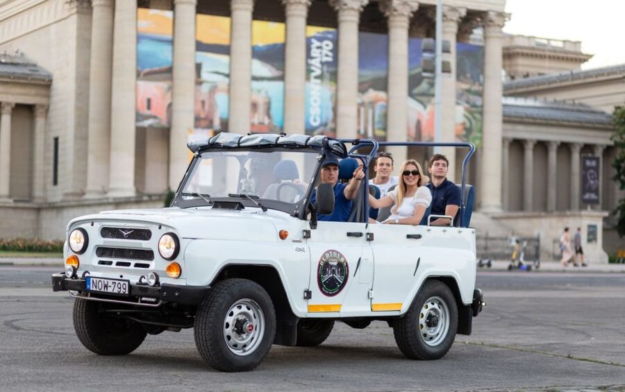 Iconic Budapest tour with Classic Russian Jeep and G-Wagon - Key points before you book