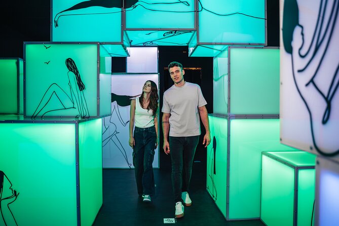 IKONO Budapest - Immersive Experience - Moving through the remaining rooms