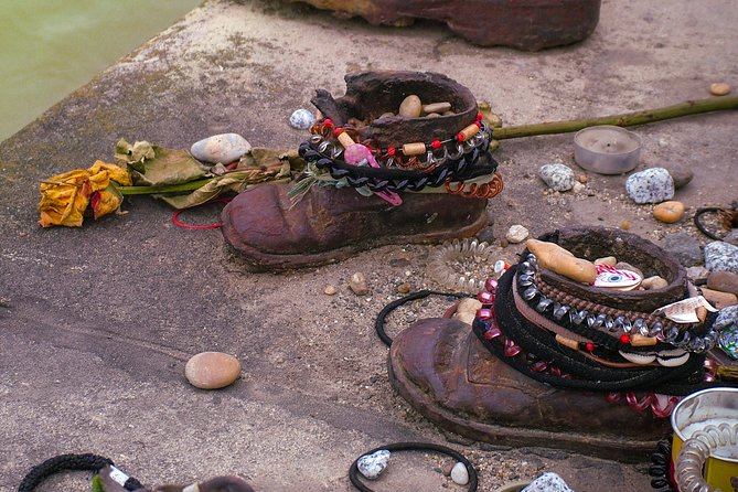 Jewish Heritage / Full tour - Remembering the dead at the Shoes on the Danube