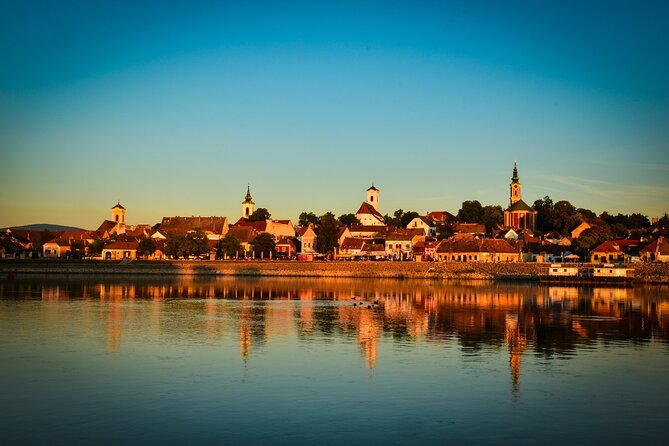 Luxurious, private day cruise with a waterlimousine to Szentendre - Who will get the most from this experience