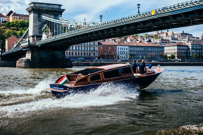 Luxurious, private day cruise with a waterlimousine to Szentendre - What makes the Szentendre program different