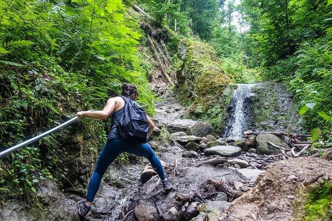 One Day Wonder Hiking Trip - Cliff paths and the Vadálló-kövek section