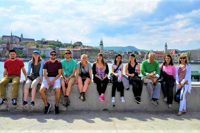 Original Budapest Alternative Street Art & Jewish Tour - The three-hour pace works best for curious walkers