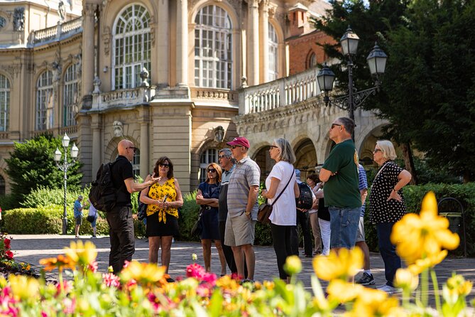 Private Buda Castle Walking Tour with Cake and Matthias Church - Why a private Castle Hill tour can be worth it