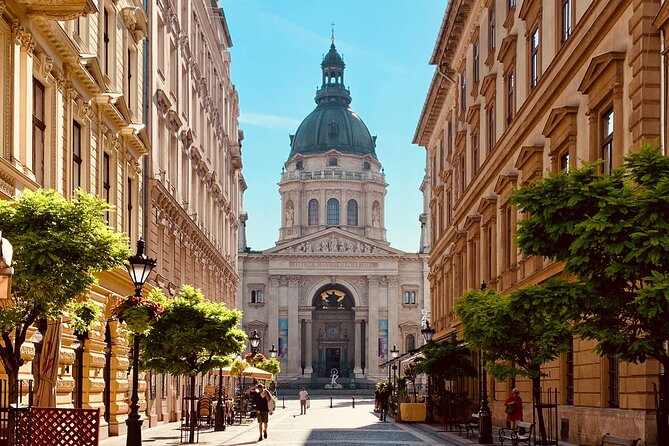 Private Budapest City tour with Classic Russian Jeep or G-Wagon! - Parliament, Nyugati Station, and central Pest