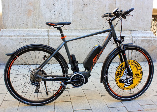 Private Budapest E-Bike Tour - City Park and Vajdahunyad Castle