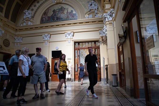 Private Budapest Walking Tour with Cake & Coffee - St. Stephen’s Basilica adds a short sacred stop