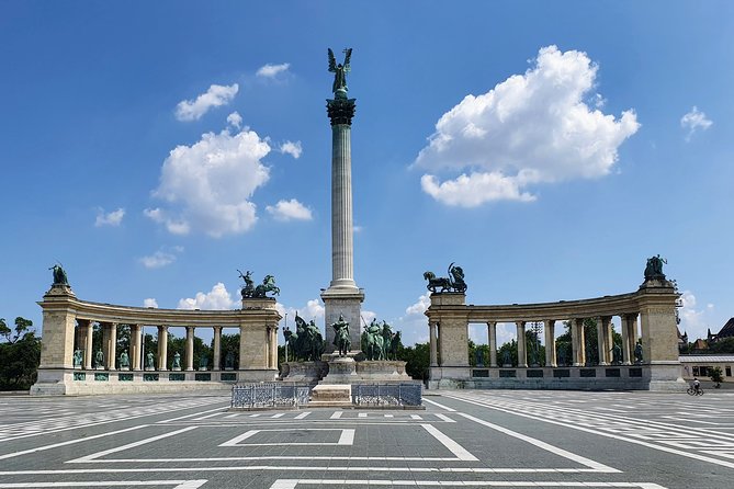 Private city tour by van - Andrássy Avenue: Budapest’s grand opening scene