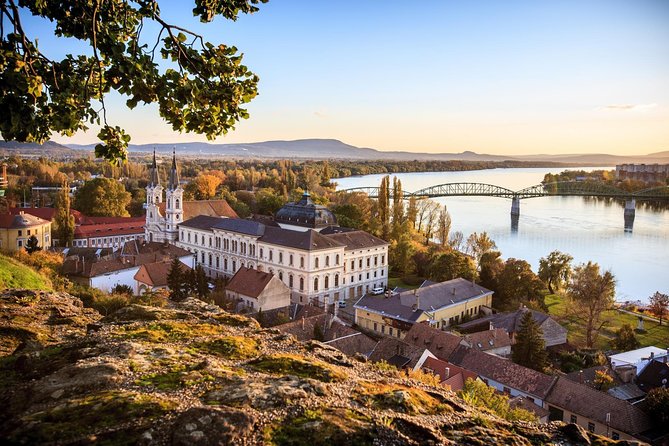 Private Danube Bend Experience with a comfortable air conditioned car - The value of a private air-conditioned car