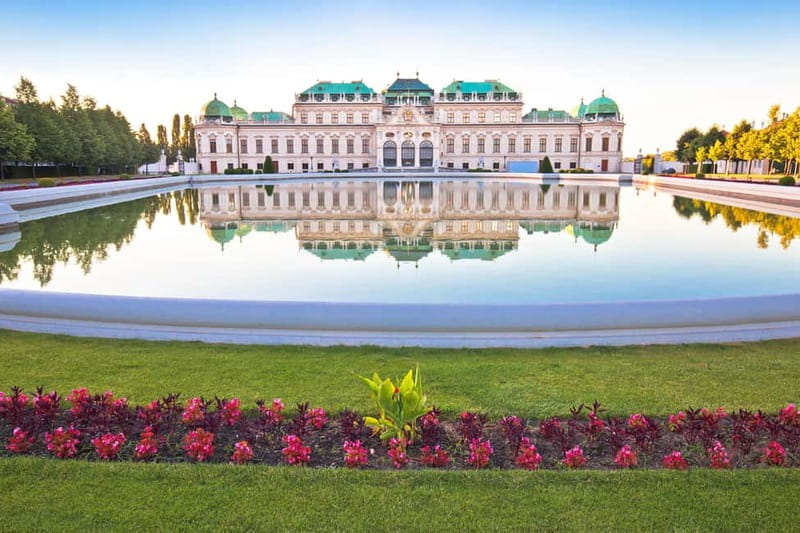 Private day trip: Budapest > Bratislava & Vienna, in English - Key points at a glance