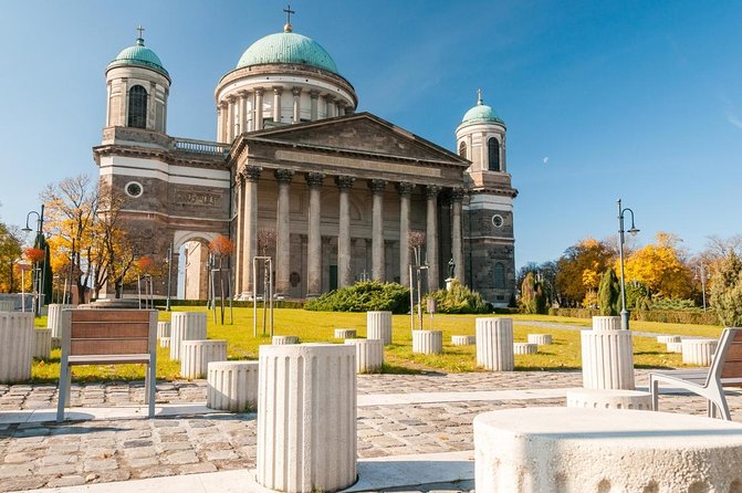 Private day trip: Budapest to Szentendre, Visegrad and Esztergom - Szentendre: colorful lanes and a relaxed first stop