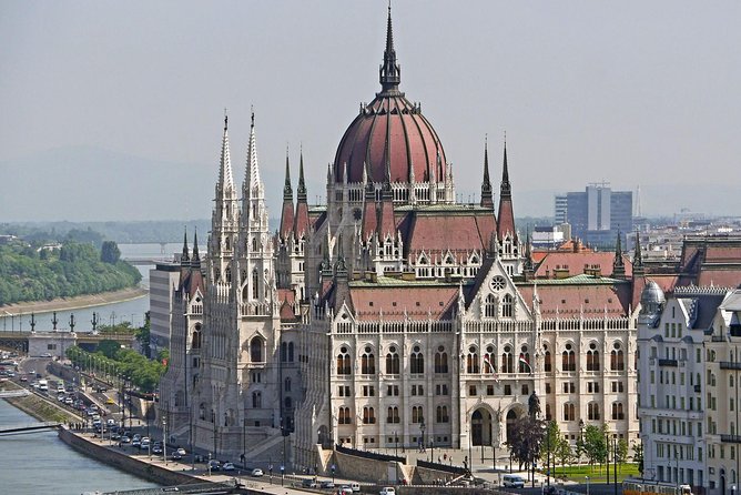 Private Downtown Pest Walking Tour - Heroes’ Square and the Magyar founders