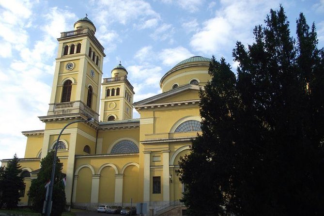 Private Full Day Tour to Eger - History, Culture and Wine - Egerszalók’s Salt Hill and thermal water terraces