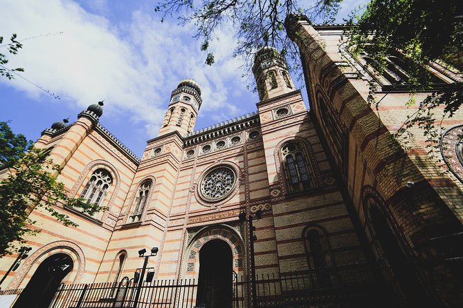 Private Jewish Heritage Tour of Budapest with Local Expert - The former WWII Ghetto and the Carl Lutz Memorial